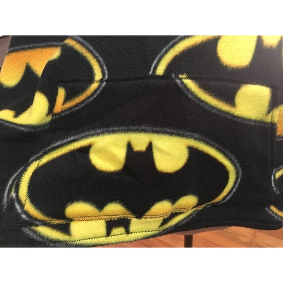 Child's Small Batman Fleece Hooded Poncho Pocket Pouch Black & Yellow Handmade - Picture 5 of 5